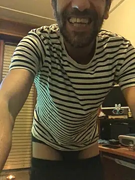 TORAKIKI79 Webcam Show