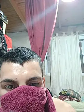 Pokazy przed kamerką – ggggggg87544yyrrk