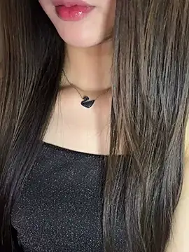 Yiyina_17 Webcam show