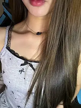 Yiyina_17 现场XXX聊天