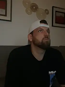 madmiki Webcamshow