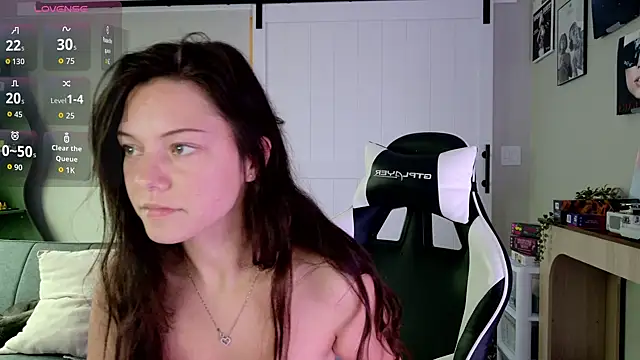 lilbbyily Show in webcam