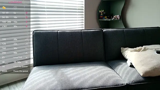 lilbbyily's Webcam Show