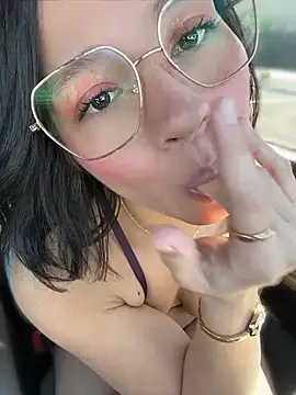 Pokazy przed kamerką – Sweety_Nate