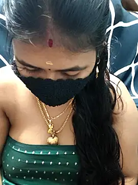 Tamil_Lotus' Live XXX Chat