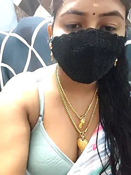 Tamil_Lotus' Live XXX Chat