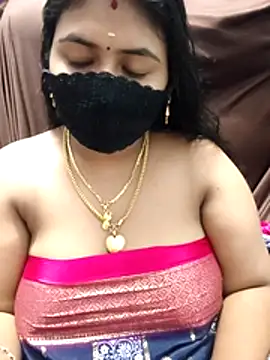 دردشة Tamil_Lotus الجنسية المباشرة