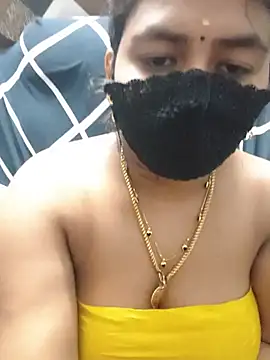 Chat XXX en directo de Tamil_Lotus