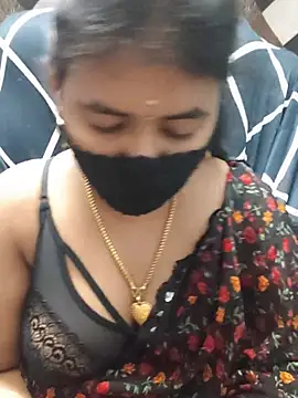 Tamil_Lotus Adlı Modelin Canlı XXX Sohbeti