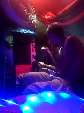 destroassbig2 Webcam-Show
