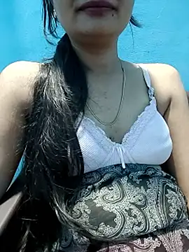 Vaani_Actress Adlı Modelin Web Kamerası Şovu