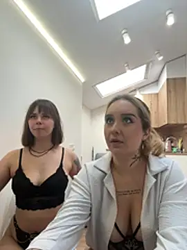 xxx_sandra_'s Webcam Show