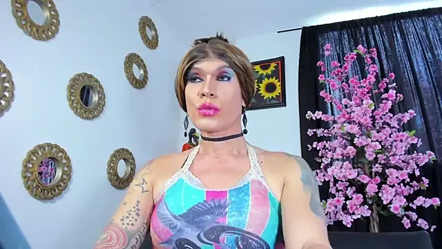 Show modela JessiicaExoticX1 na web-kameri