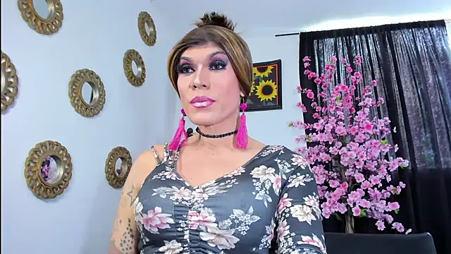 Show modela JessiicaExoticX1 na web-kameri
