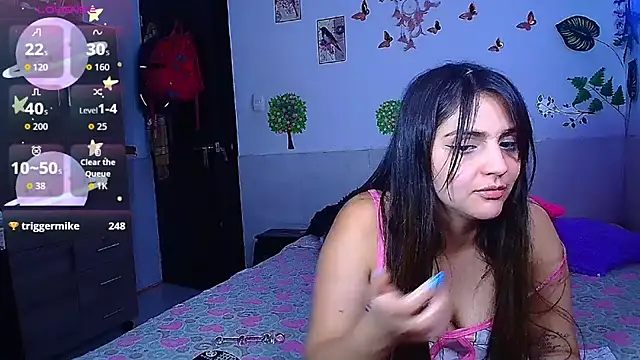 emily_cooper_t's Live XXX Chat