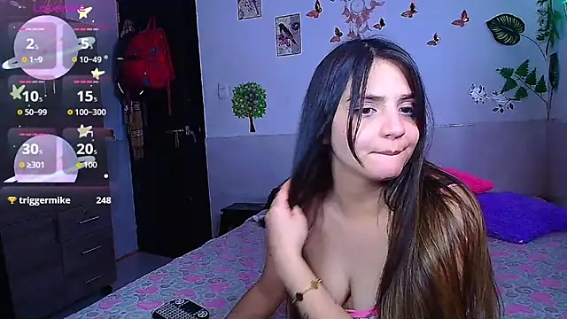 Chatroom XXX en direct de emily_cooper_t