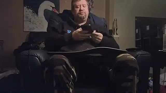 Single_White_Male Шоу с уебкамера