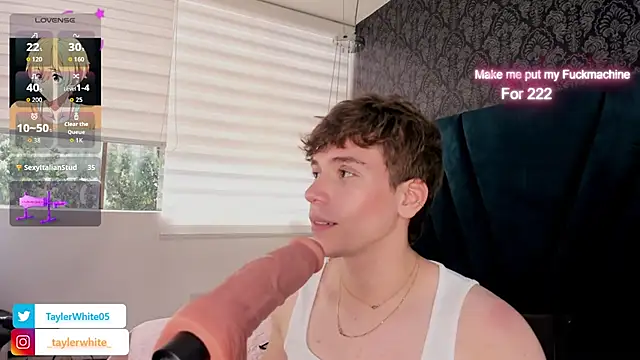 TaylerWhite Шоу с уебкамера