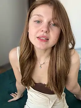 Emaline_Fane's Live XXX Chat