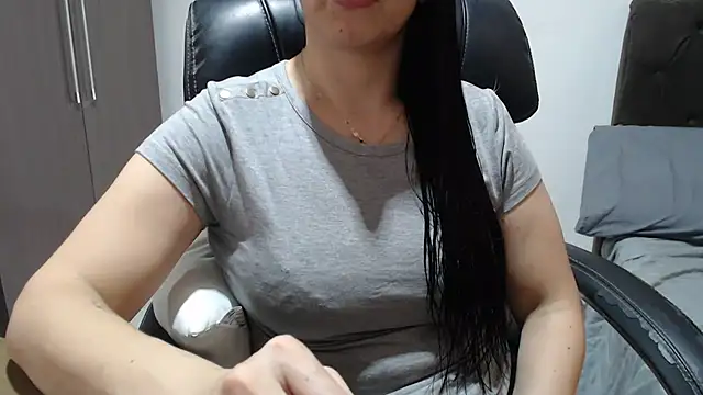 gatamisteriobr's Live XXX Chat