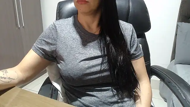 Show de gatamisteriobr na webcam