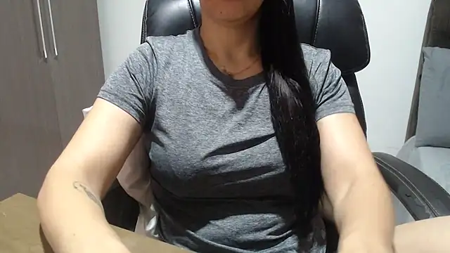 Show de gatamisteriobr na webcam