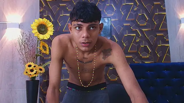 Sebastian_boy18 Webcam Show
