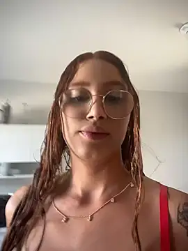 ruivinha2006 Adlı Modelin Canlı XXX Sohbeti