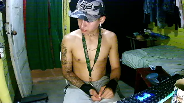 Ebebyjuan Show in webcam