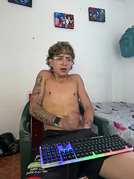Ebebyjuann Webbikameraesitys
