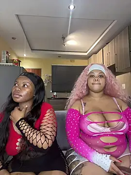 Thick_Ass_Barbiie webkamerás műsora