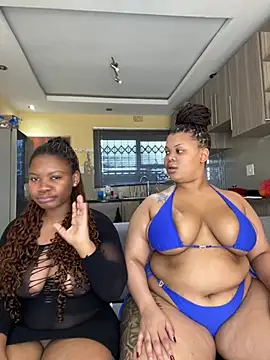 Thick_Ass_Barbiie webkamerás műsora