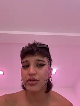 DayanaDG's Live XXX Chat