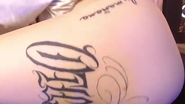 nicollegp élő XXX-chatje