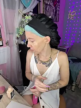 LashOutHeartlessP's Live XXX Chat