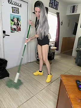LashOutHeartlessP's Webcam Show