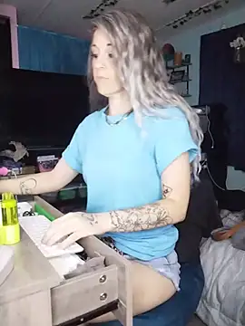 LashOutHeartlessP's Webcam Show