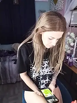 LashOutHeartlessP Webcam show