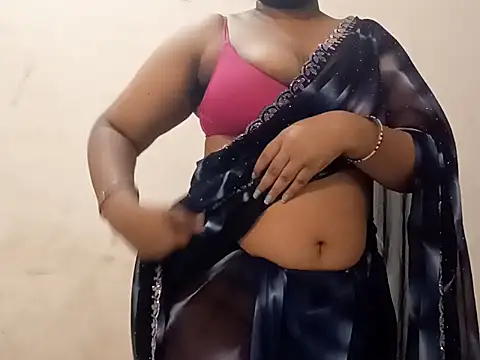 CuteHollder300's Webcam Show