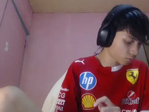 Kyoshi_19 Pertunjukan Webcam