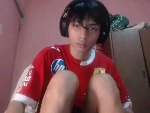 Kyoshi_19 Webcam-Show