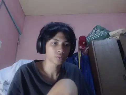 Kyoshi_19 Pertunjukan Webcam