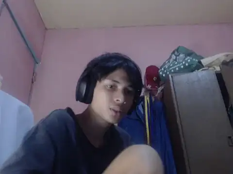 Kyoshi_19 Pertunjukan Webcam