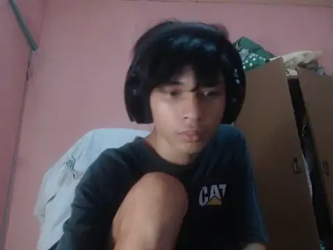 Kyoshi_19 Pertunjukan Webcam