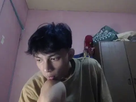 Kyoshi_19 Show in webcam