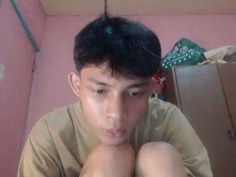 Kyoshi_19 Show in webcam