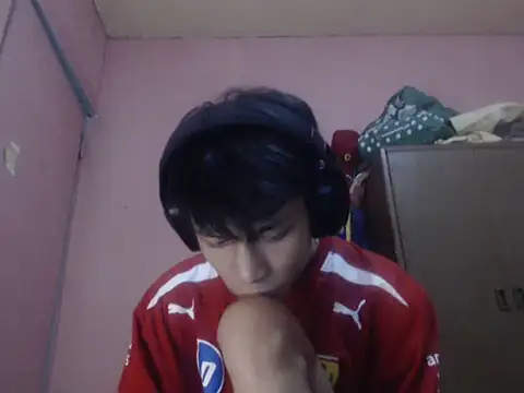 Kyoshi_19 Show in webcam