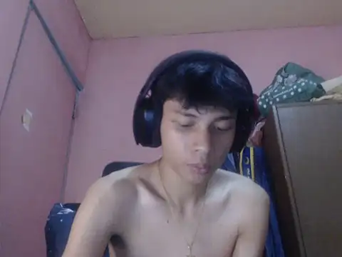 Kyoshi_19 Webcam-Show
