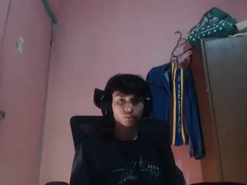 Kyoshi_19 Pertunjukan Webcam