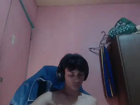 Kyoshi_19 Pertunjukan Webcam